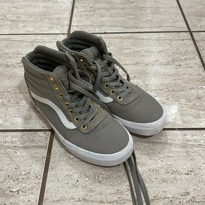 Tan high top classic Vans